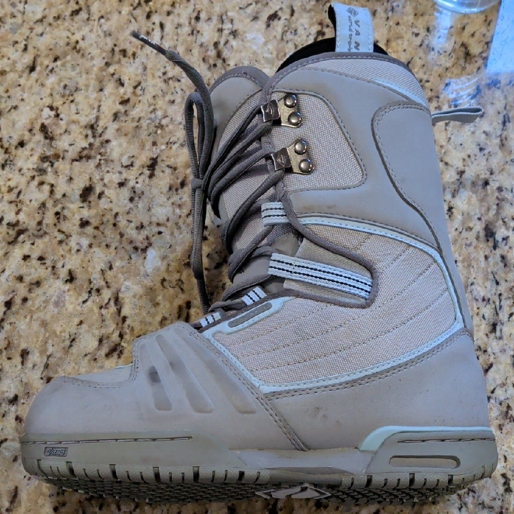 Vans World Traveler Millennium Snowboard Boots - W8 - Picture 8 of 9